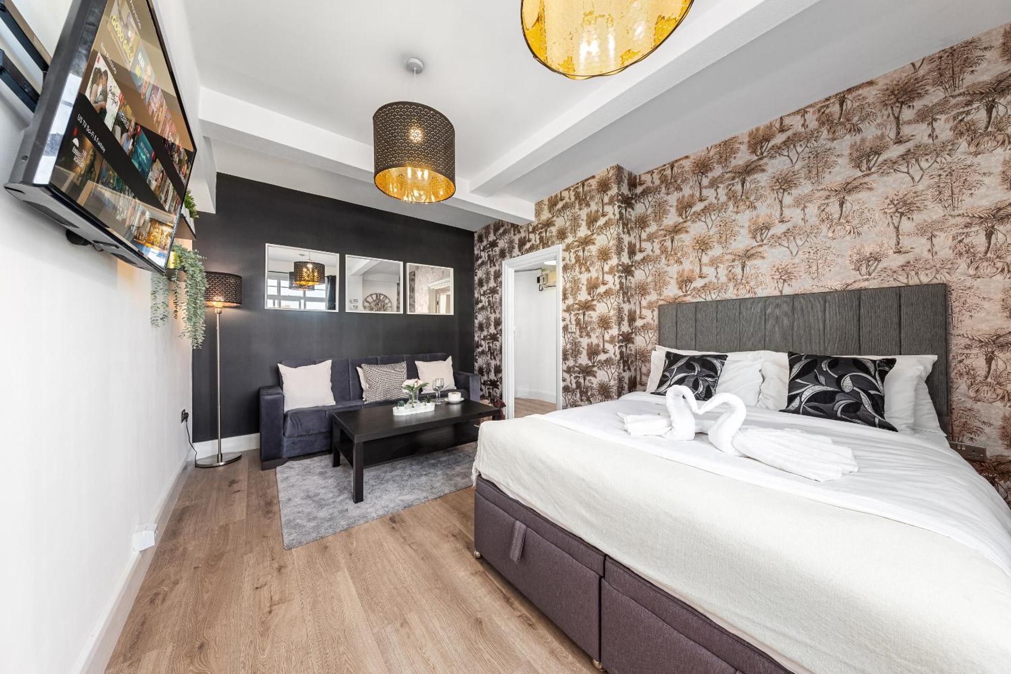 Luxury, Relaxing Apartment! 2 Mins From Paddington Station! London