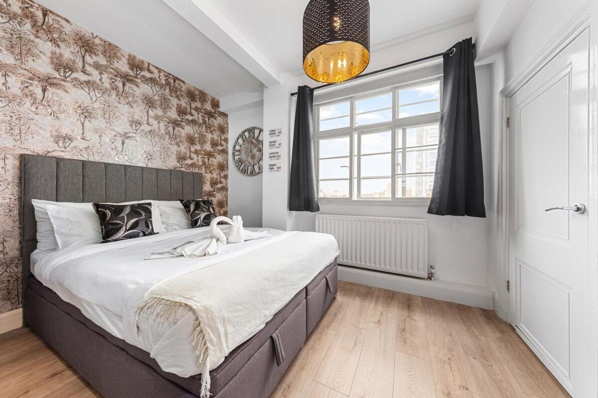 Luxury, Relaxing Apartment! 2 Mins From Paddington Station! London